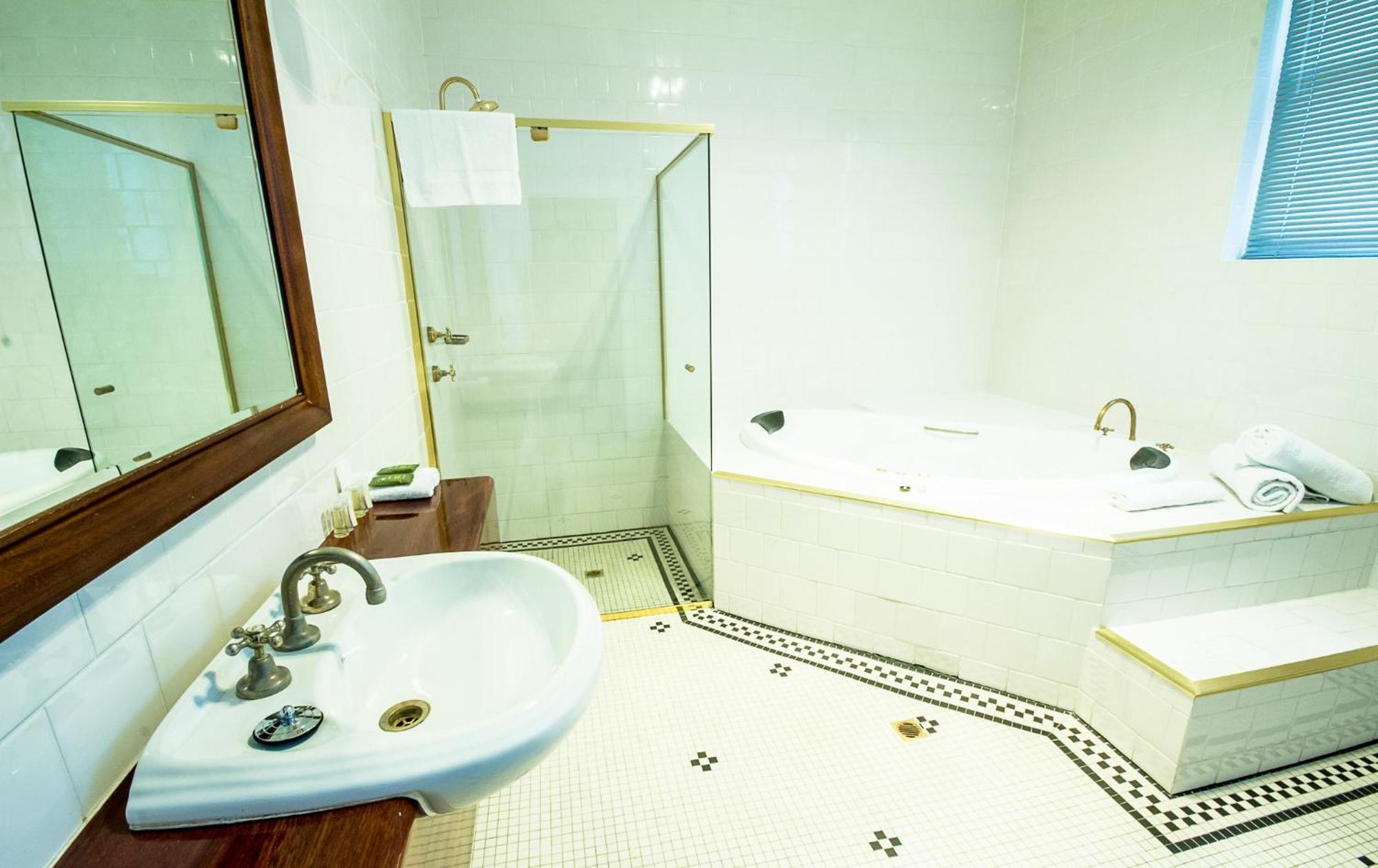 Largs Pier Hotel Adelaide Zimmer foto