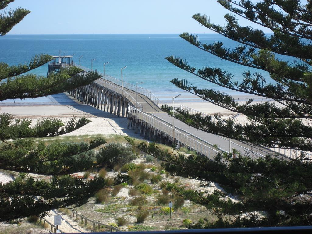 Largs Pier Hotel Adelaide Zimmer foto